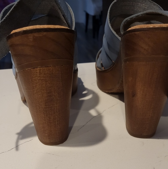 Free People  Heel - Picture 5 of 8